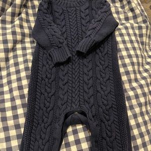 Excellent condition baby gap bodysuit